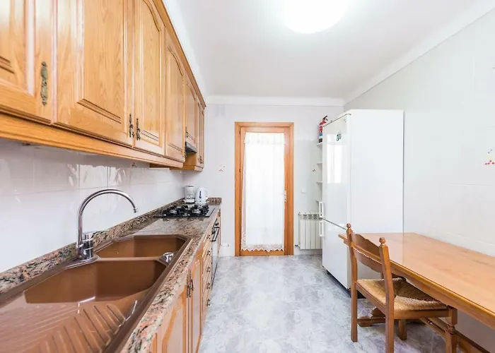 Europa 3b 아파트 포엔샤 항구